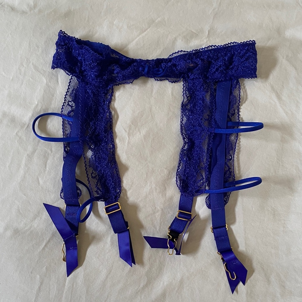 Agent Provocateur Royal Blue Lace Garter Belt